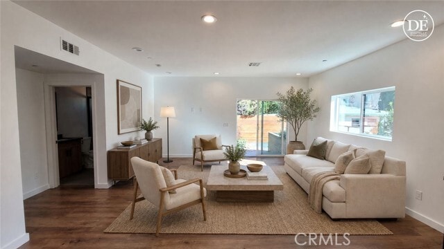 Building Photo - 6034 Craner Ave