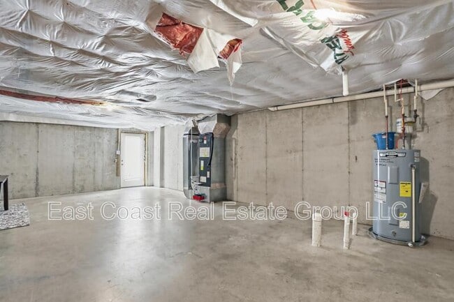 Building Photo - 24 Mabel Ln