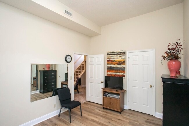 Building Photo - 1508 Clover Ct