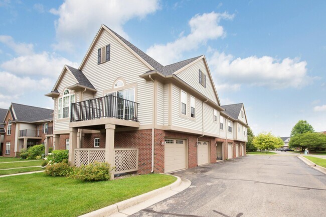Building Photo - 6385 Conifer Dr