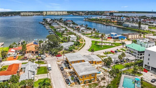 Building Photo - 101 154th Ave