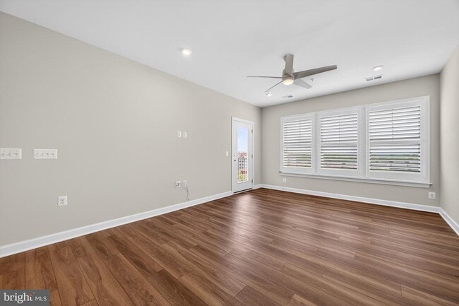 Building Photo - 21630 Hawksbill High Cir
