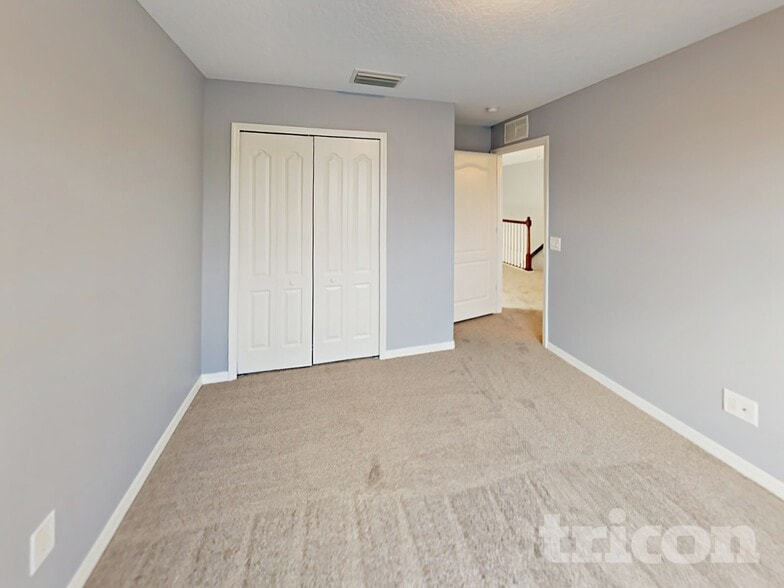 Building Photo - 9540 Baton Rouge Ln