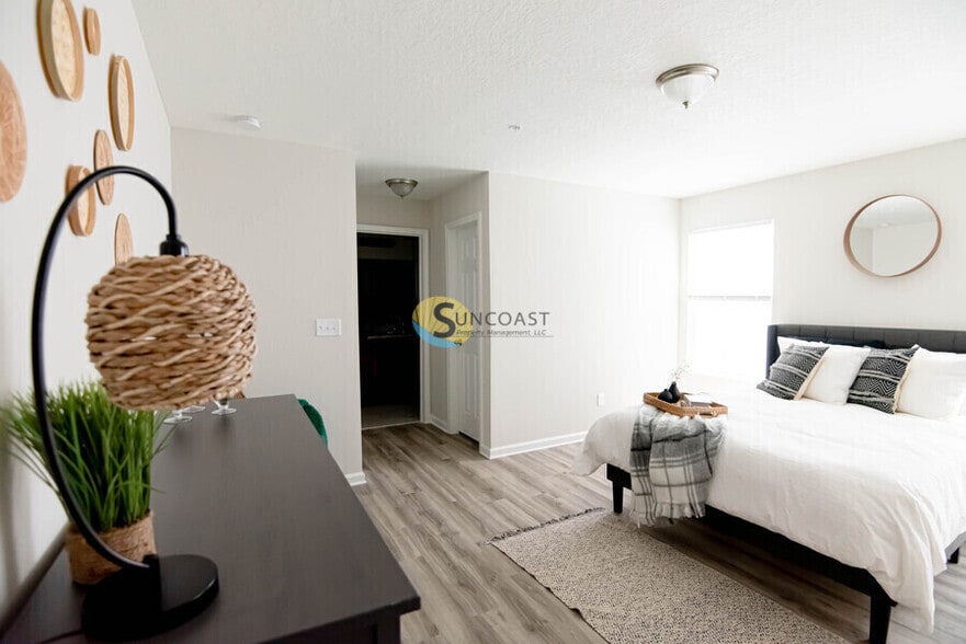 Building Photo - 9079 Western Way