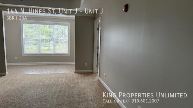 Building Photo - 144 N Hines St