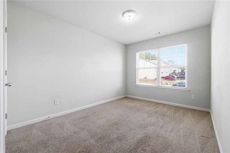 Building Photo - 331 Turtle Creek Dr