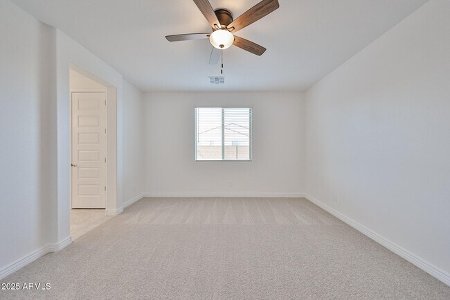 Building Photo - 8806 W Orange Dr