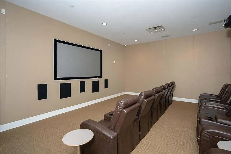 Building Photo - 4 Beacon Way