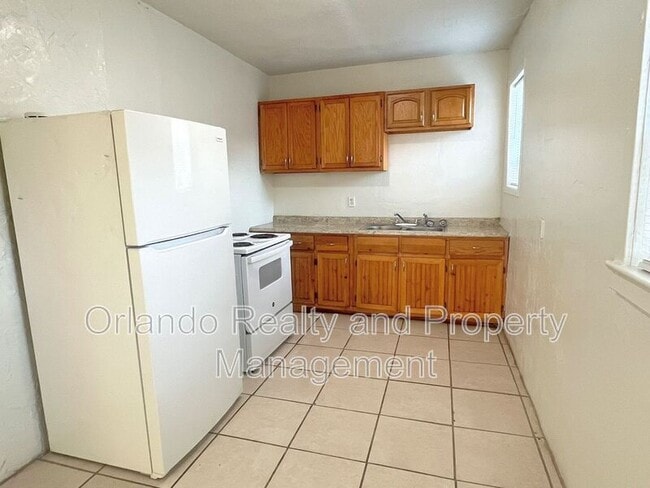 Building Photo - 1337 Winnifred St