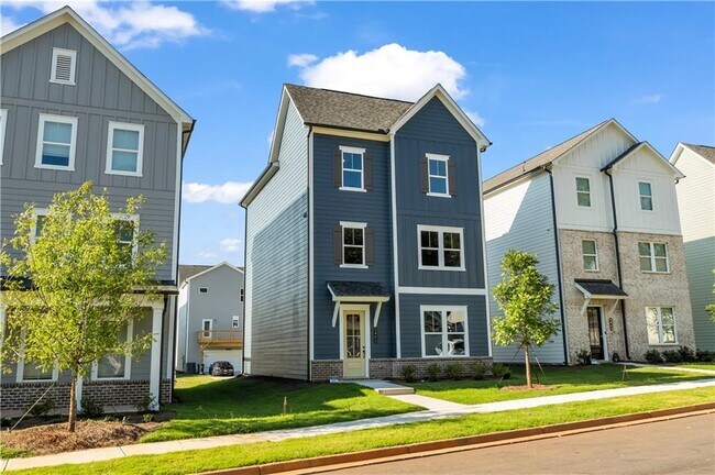 Building Photo - 668 Devon Aly