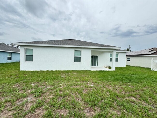 Building Photo - 13 Zinnia Ln