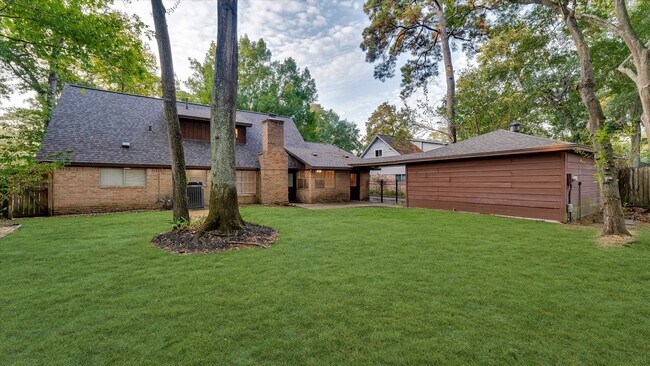 Building Photo - 12702 Ravensway Dr