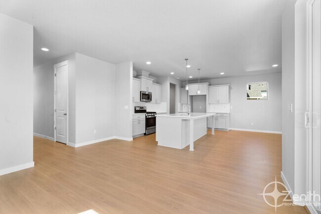 Building Photo - Brand New 4 Bedroom Corner Lot Home In Rid...