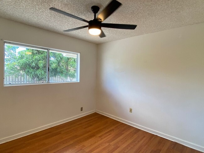 Building Photo - 68-3692 Kimo Nui St.
