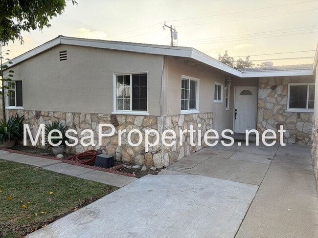 Building Photo - 733 N El Dorado Ave