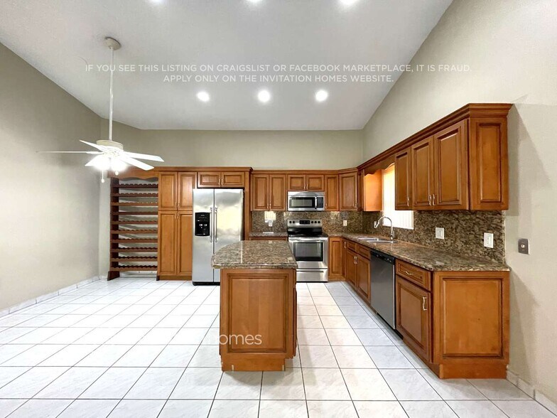 Building Photo - 14272 SW 52nd St