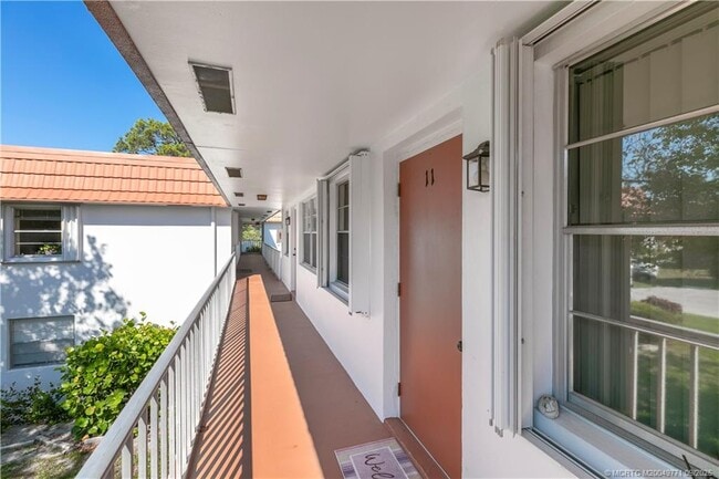 Primary Photo - 2600 SE Ocean Blvd