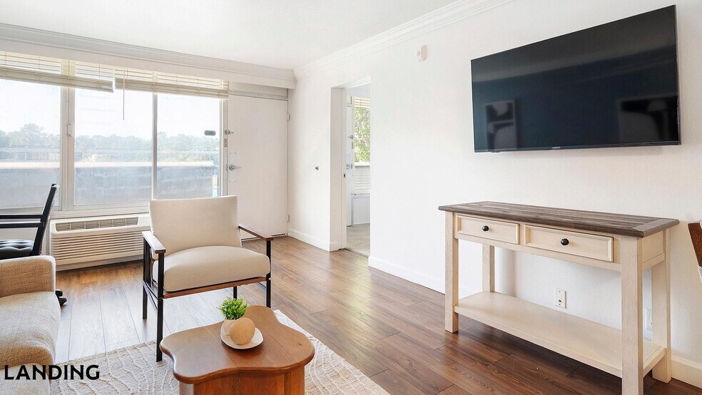 Building Photo - 2851 Maingate Village Cir