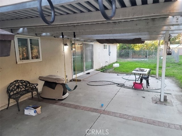 Building Photo - 6984 Center St