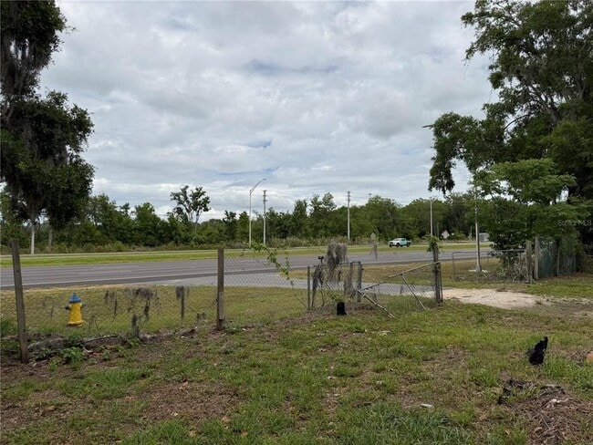 Building Photo - 17936 State Rd 52