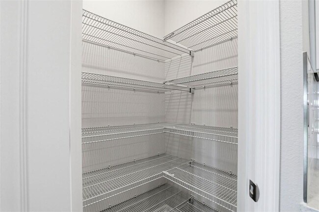 Building Photo - 10715 Ironwood Tree Wy