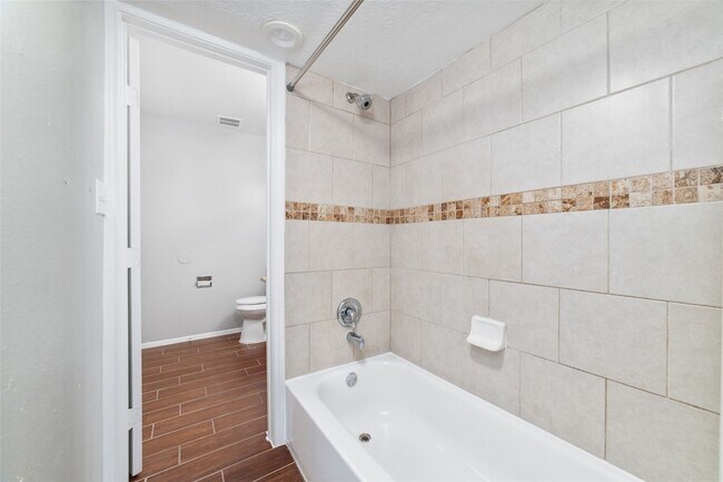 Building Photo - 353 Audrey Ln