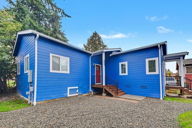 Building Photo - Brand New DADU Home in Prime West Seattle Location - $3,250