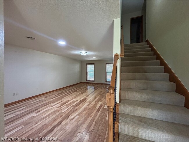Building Photo - 1450 N Ulmer St