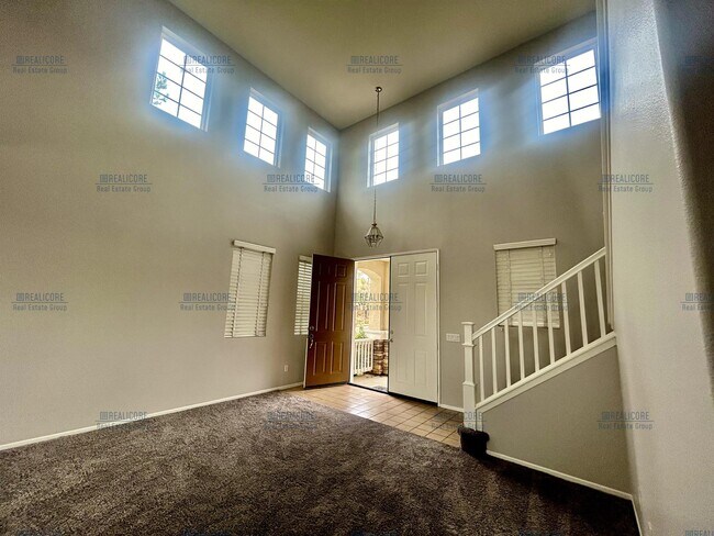 Building Photo - 34698 Yale Dr