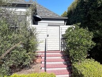 Building Photo - Olympic Duplex