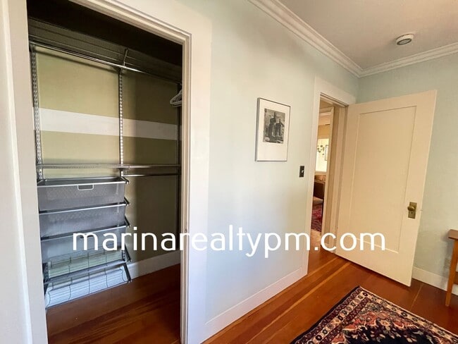 Building Photo - Welcome to this stunning 3 Bedroom 2 Bath Single Family Home in the charming town of Crockett, CA