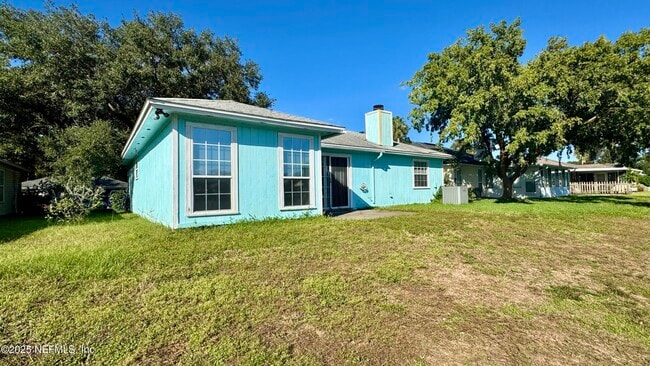 Building Photo - 3696 Barbizon Cir N