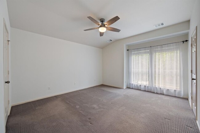 Building Photo - 2114 Campfield Pkwy