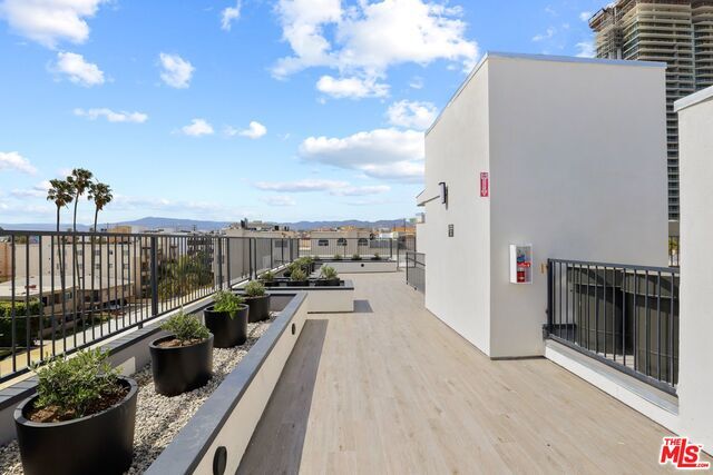 Building Photo - 11821 Texas Ave