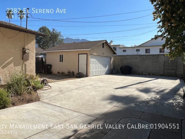 Building Photo - REMODELED 4 BEDROOM HOME IN PERFECT ALTADE...