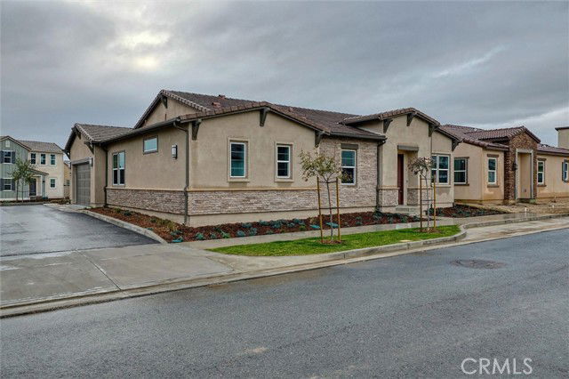 Building Photo - 24510 Via Ln