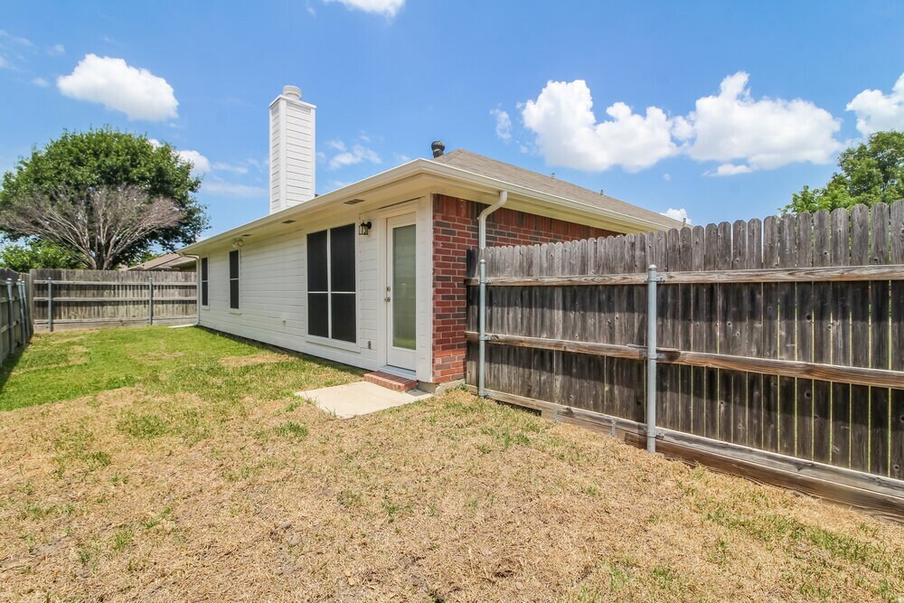 Building Photo - 603 Wolcott Ln
