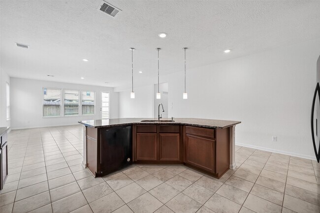 Building Photo - 25611 Reign Wayman Ct