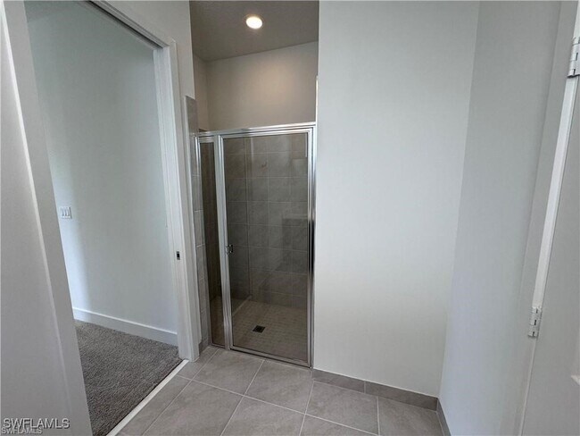 Building Photo - 5665 Cassidy Ln