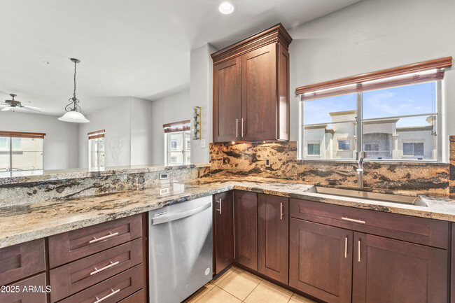 Building Photo - 5350 E Deer Valley Dr