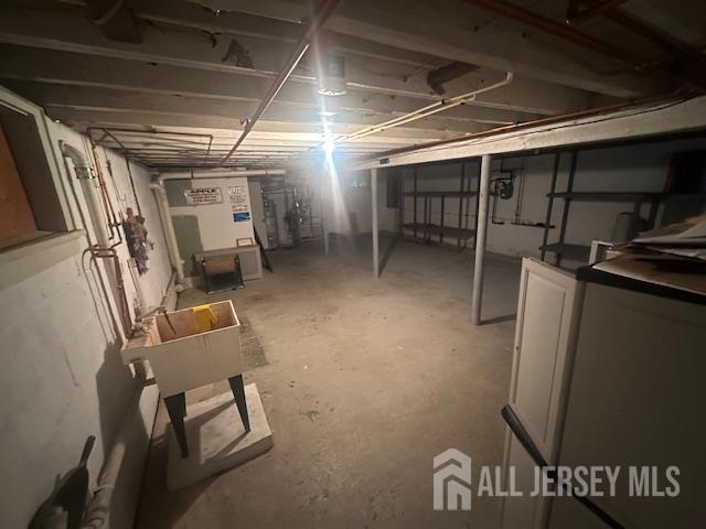 Building Photo - 403 Old Georges Rd