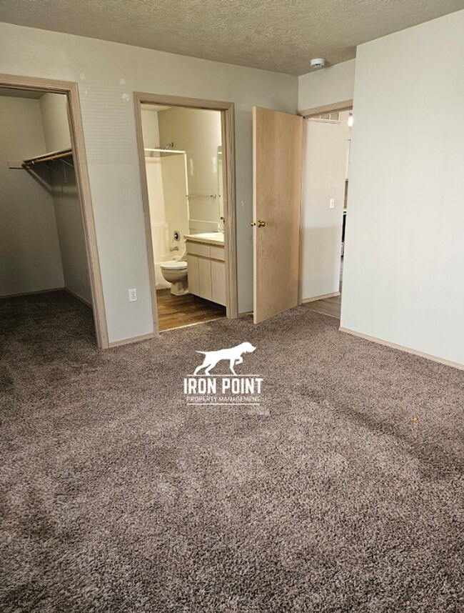 Building Photo - DAL584