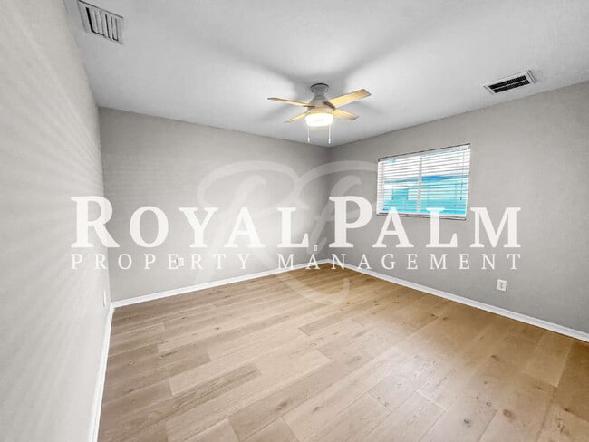 Building Photo - 326 SW 29th St