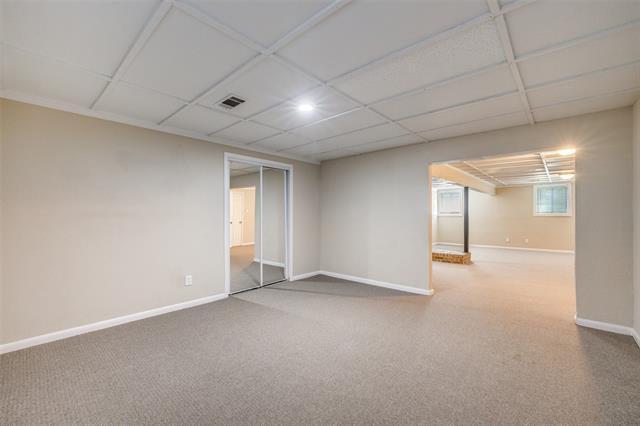 Building Photo - 6105 Farmingdale Dr