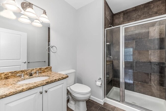 Building Photo - 446 Belgrade Ave