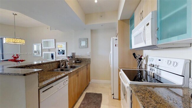 Building Photo - 17555 Atlantic Blvd