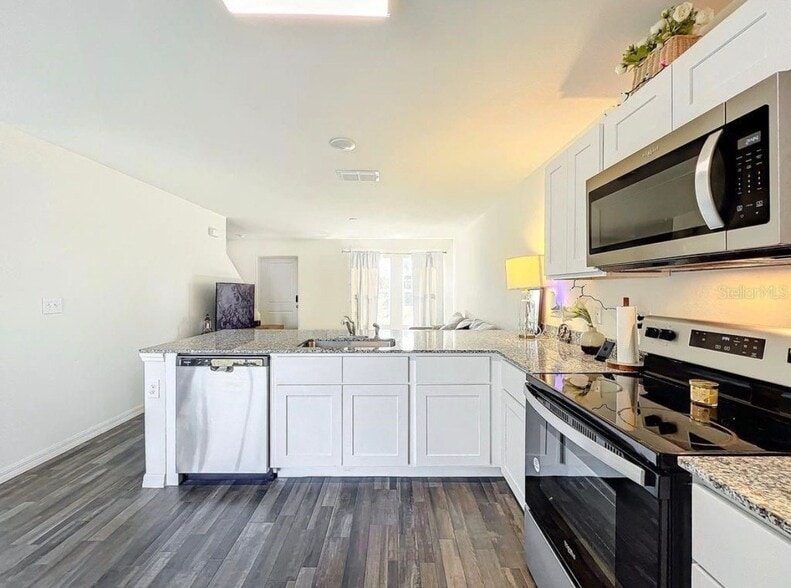 Building Photo - 17209 Sabrina Cir