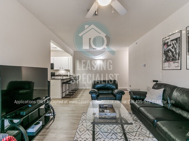 Building Photo - HALF OFF 1ST MONTHS RENT MOVE - IN SPECIAL...