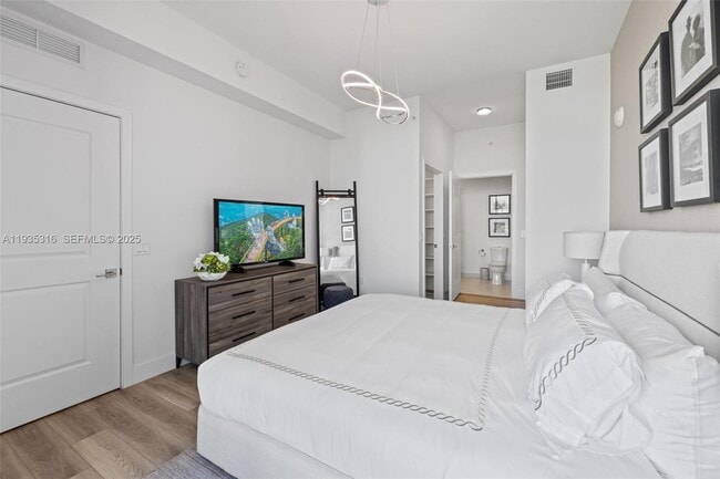 Building Photo - 101 Diplomat Pkwy