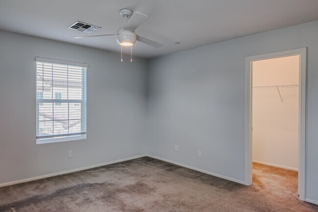 Building Photo - 3210 Brynley Ave